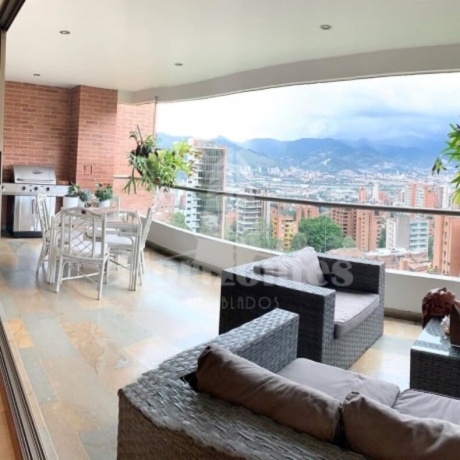 Poblado, 4 Bedrooms Bedrooms, ,4 BathroomsBathrooms,Apartamento,En Venta,1014